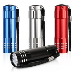 Kolay Taşınabilir 9'Led'li Alüminyum El Feneri Gümüş